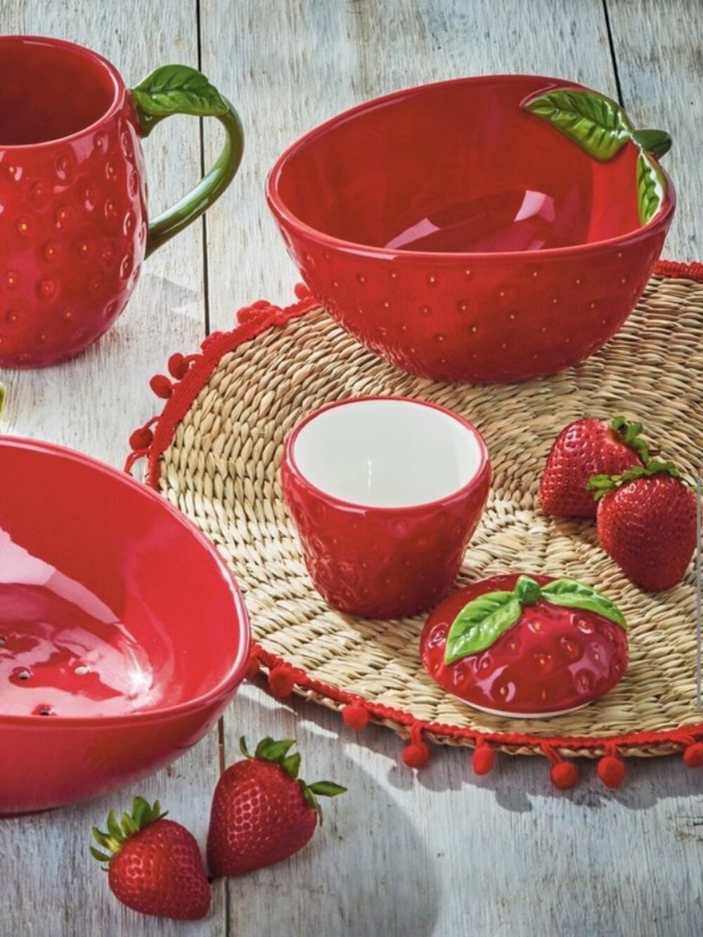 Red Strawberry Trinket Dish mini jar - Picture 3 of 3